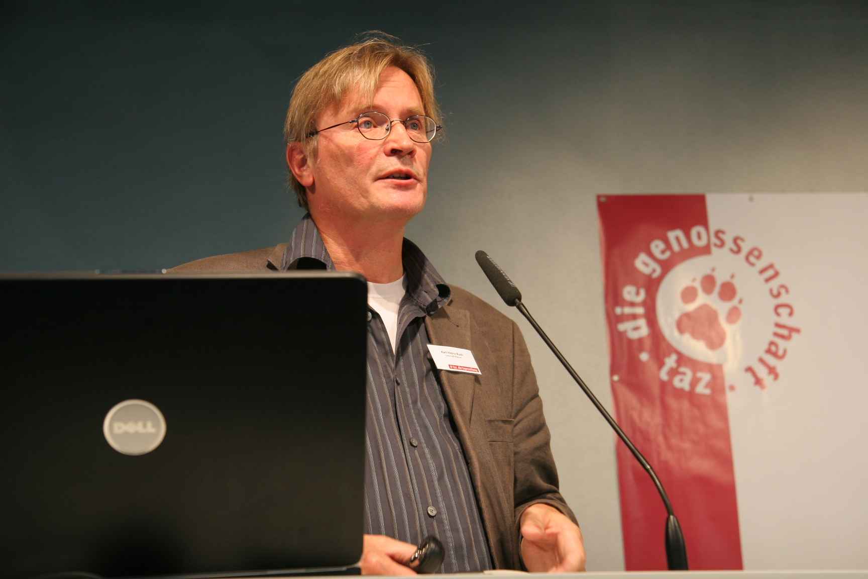Karl-Heinz Ruch tijdens een eerdere algemene ledenvergadering van Taz, in 2011. Foto: Taz.